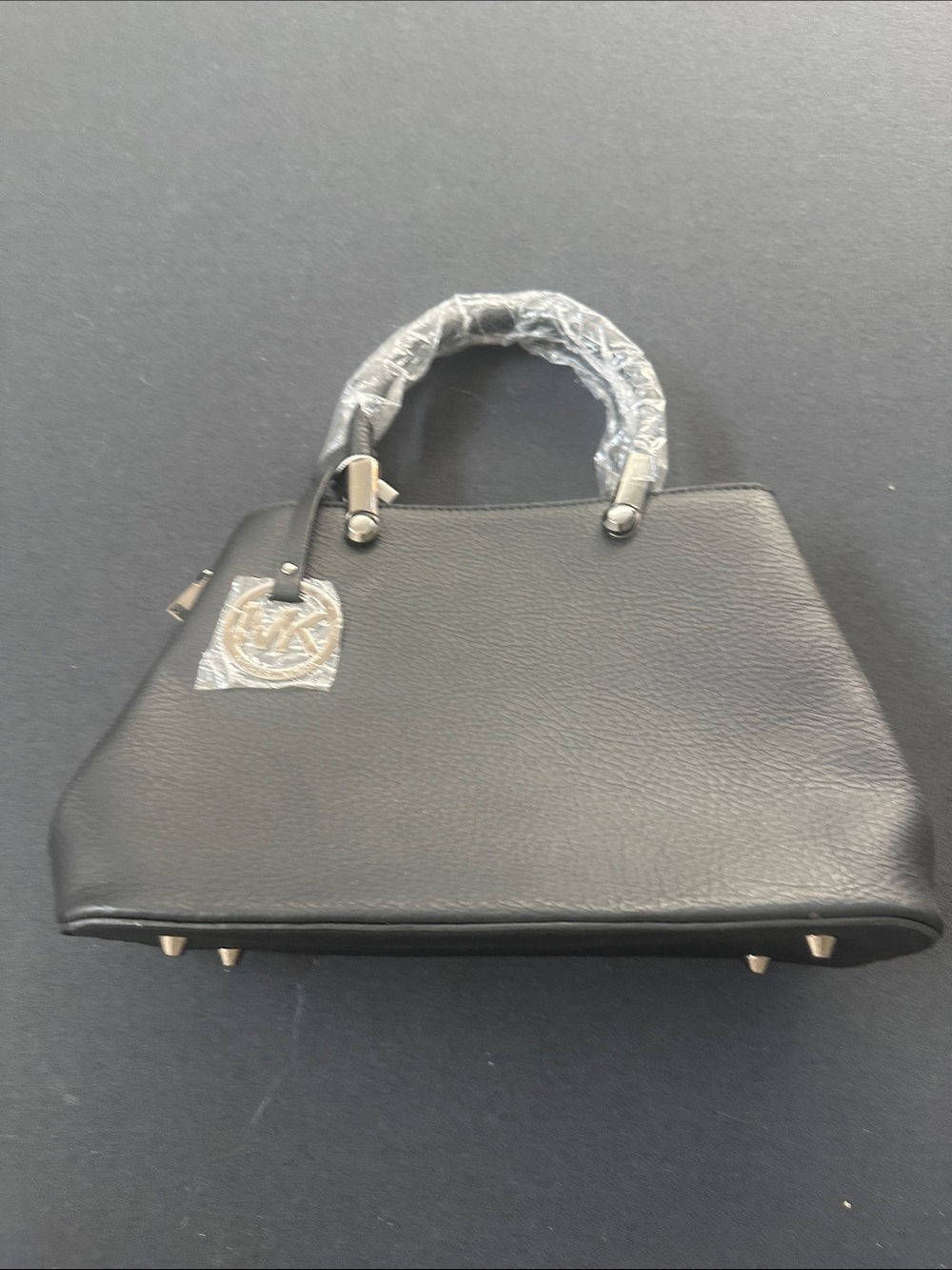 Black Leather Structured Satchel - Picture 3 of 4